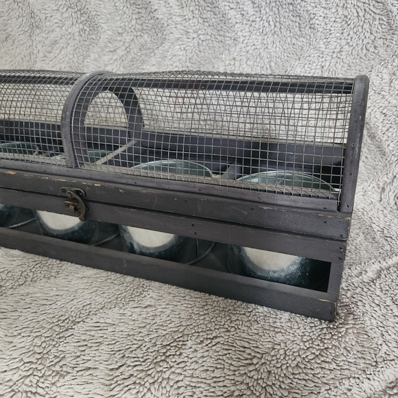 Vintage Decorative Storage Box - Picture 5 of 12